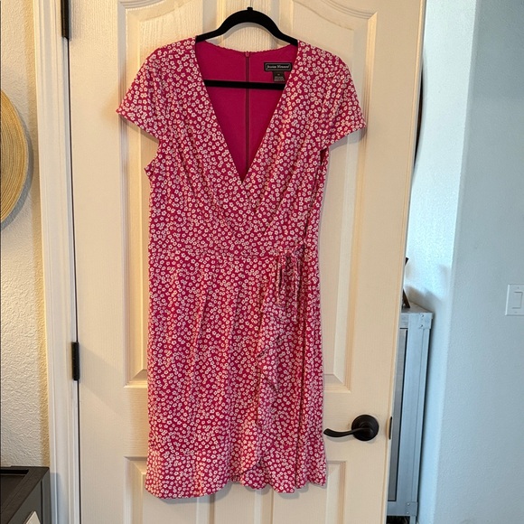 Jessica Howard floral print faux-wrap dress - Picture 1 of 6